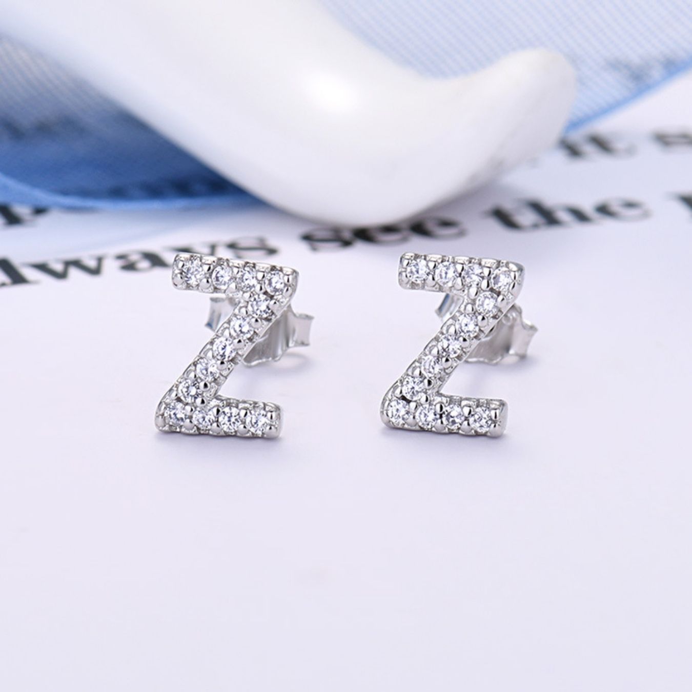 Brincos Iniciais "Identity"