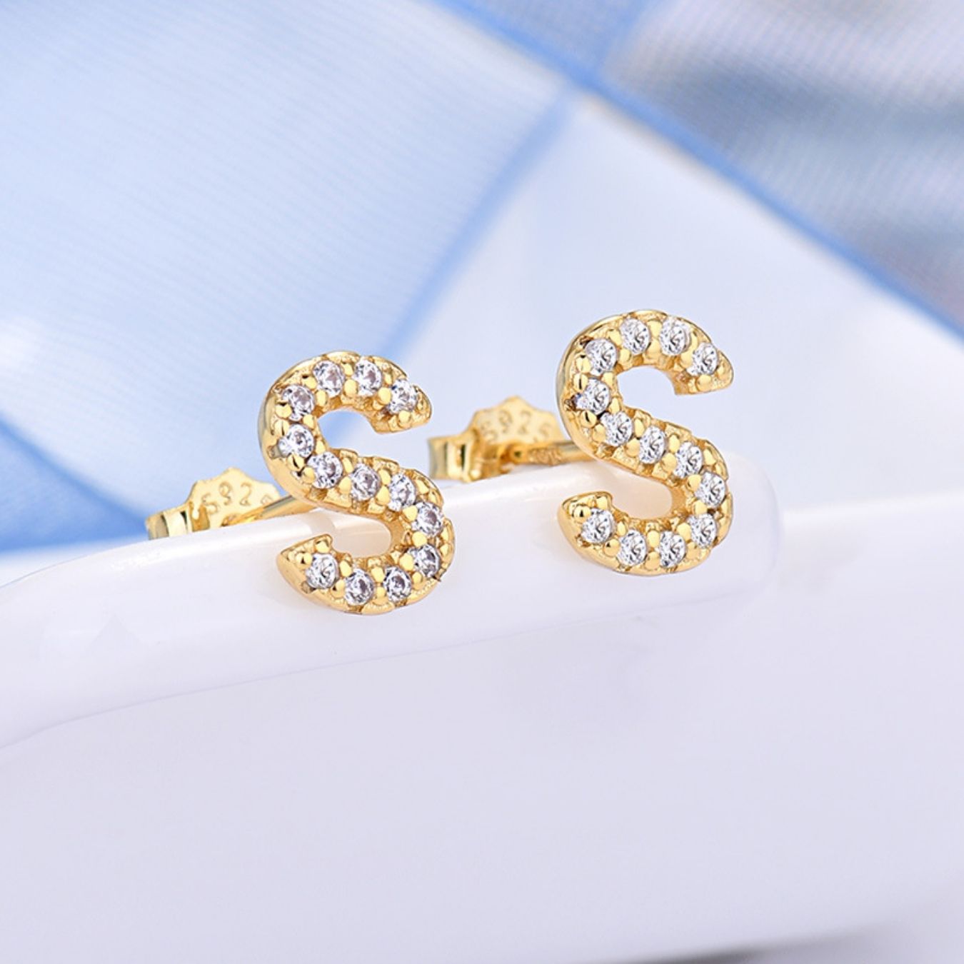 Brincos Iniciais "Identity"