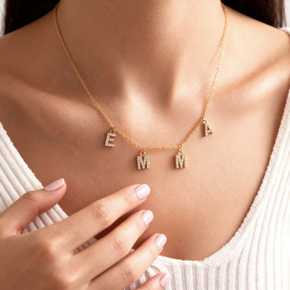 Colar com Nome "Sparkles"