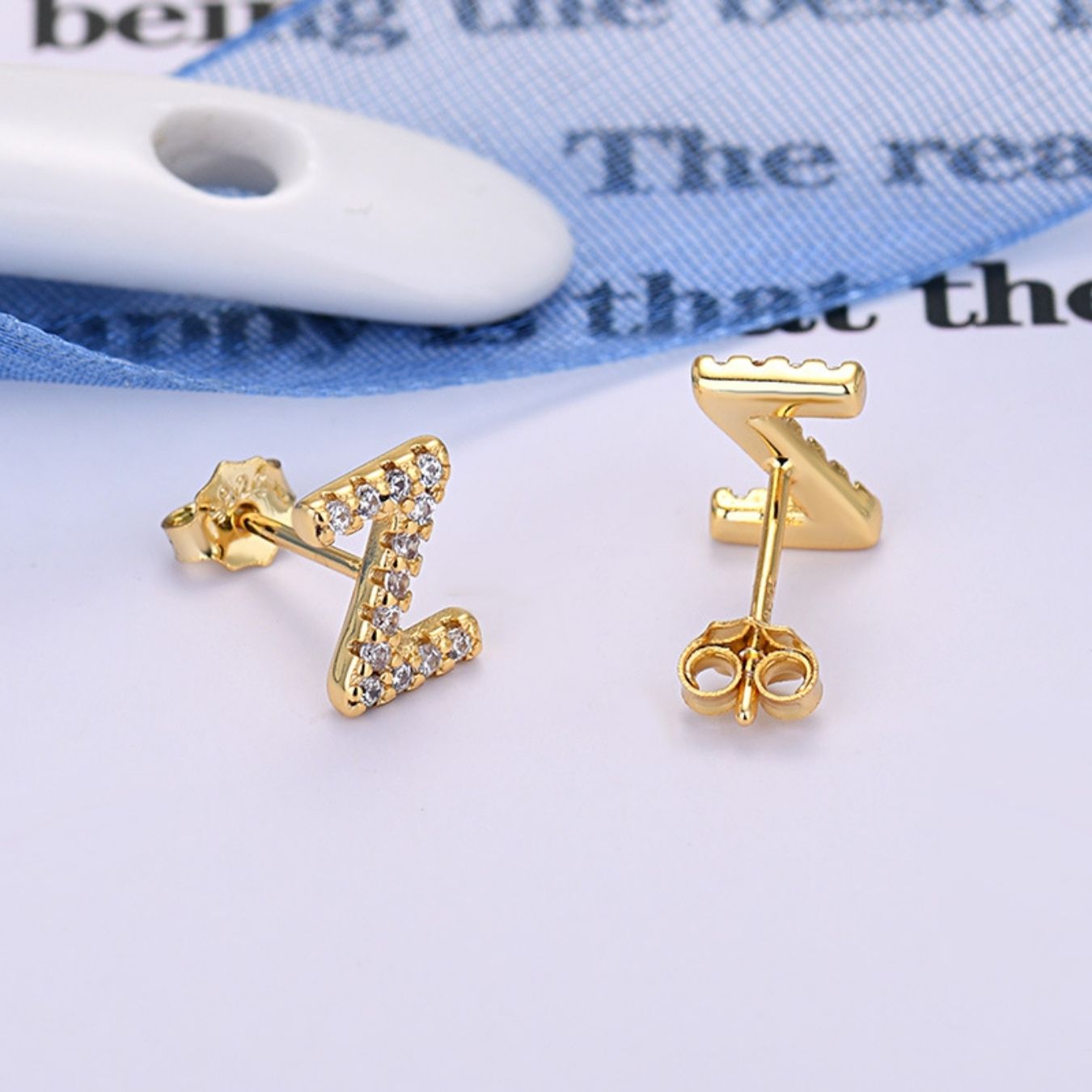 Brincos Iniciais "Identity"