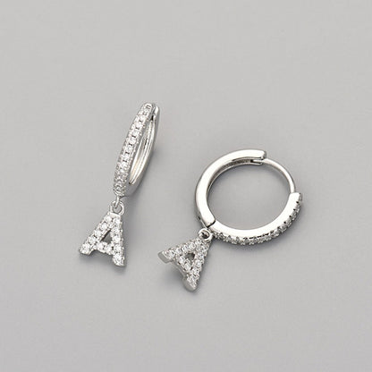 Brincos Initial "Crystal"