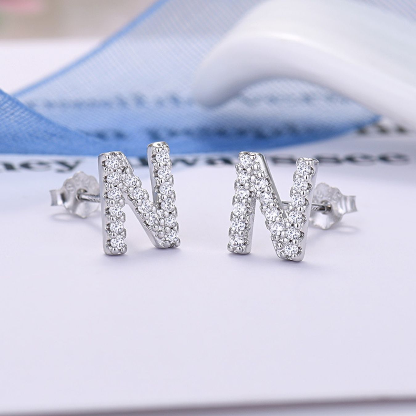 Brincos Iniciais "Identity"