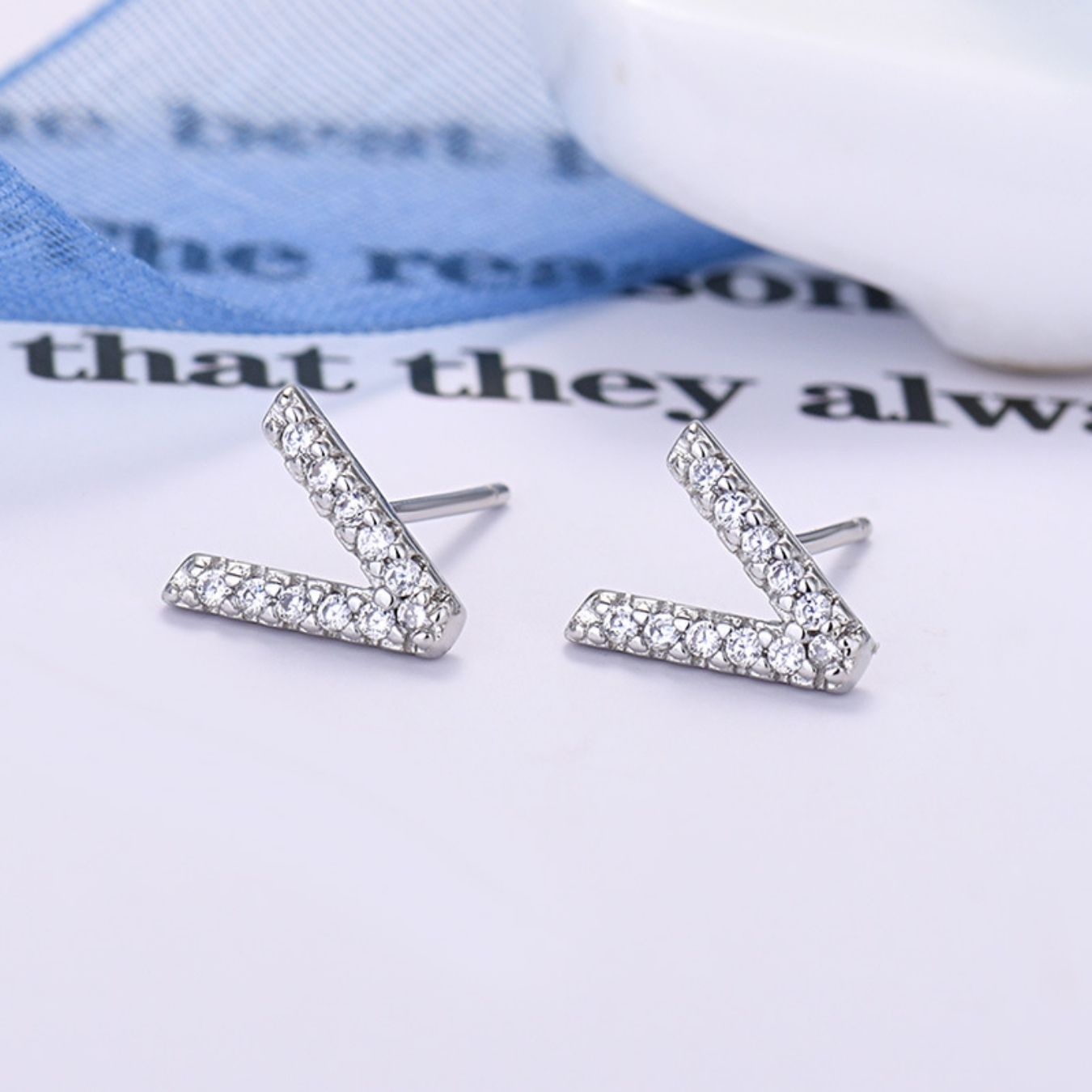 Brincos Iniciais "Identity"