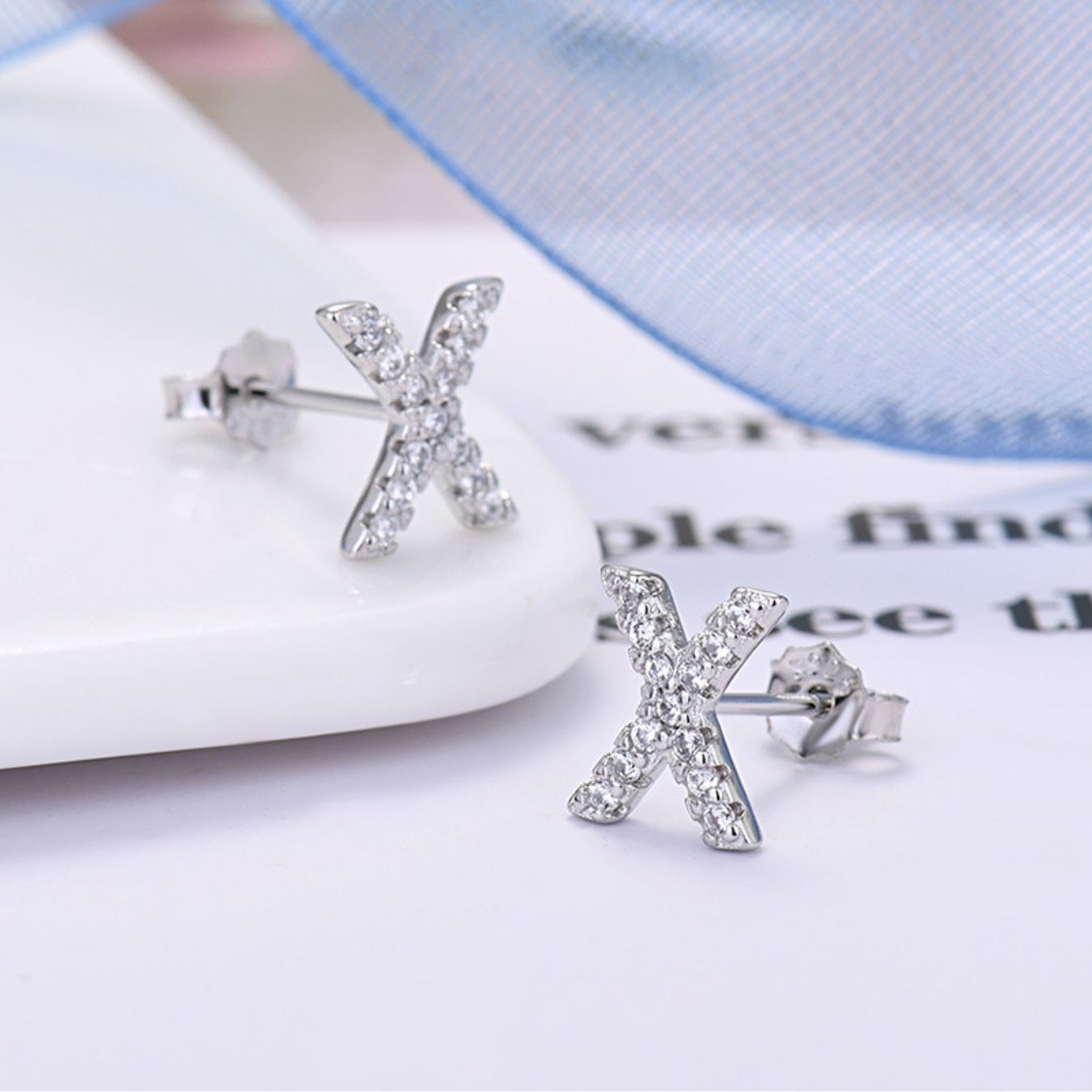 Brincos Iniciais "Identity"