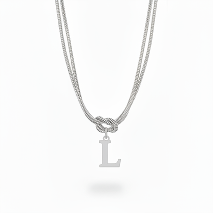 Colar Inicial "Alphabet Knot"
