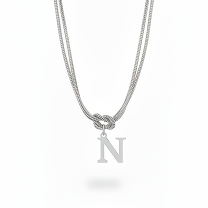 Colar Inicial "Alphabet Knot"