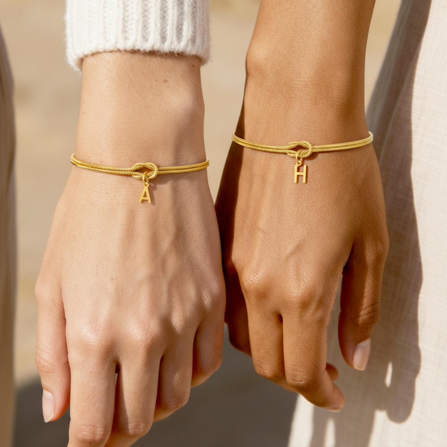 Pulseira Inicial "Knot"