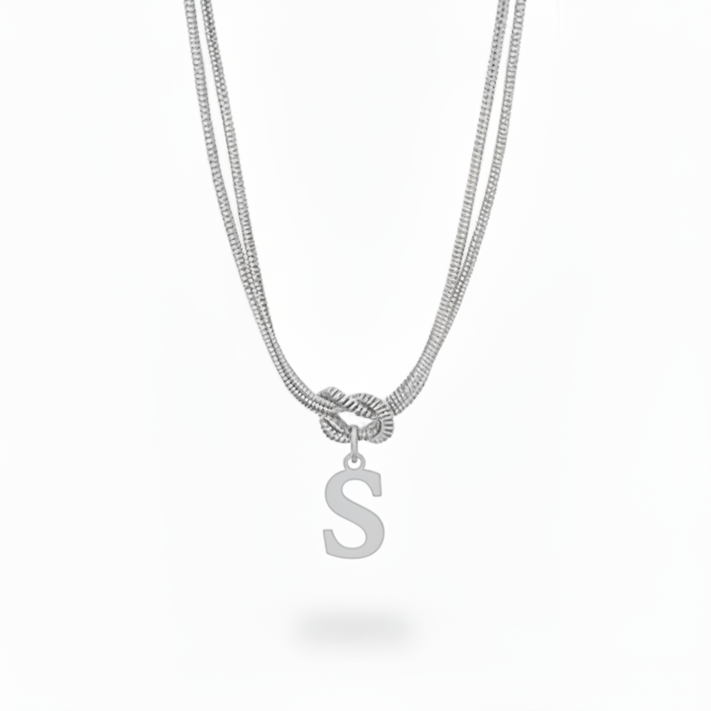 Colar Inicial "Alphabet Knot"
