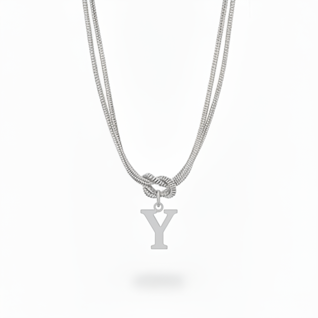 Colar Inicial "Alphabet Knot"