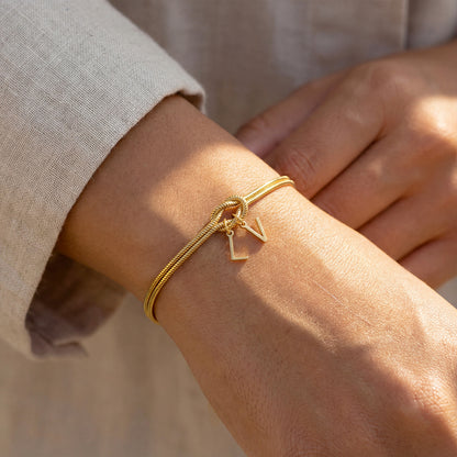 Pulseira de Dupla Inicial "Knot"