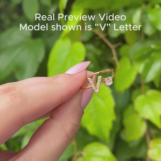 Anel Ajustável com Letter "Clássico"